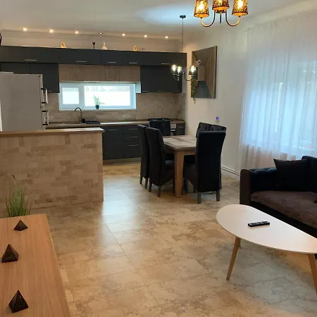 R I A N A 1 Prázdninový dům *